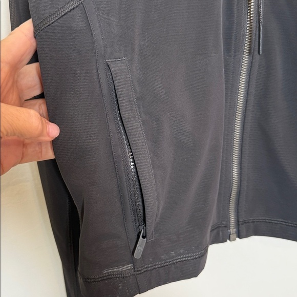 SOLD - Picture 4 of 9